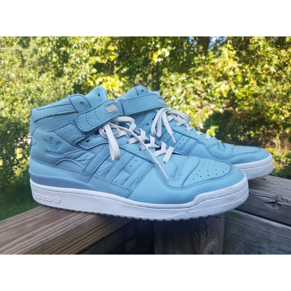 Men’s Adidas Forum Mid Sneakers